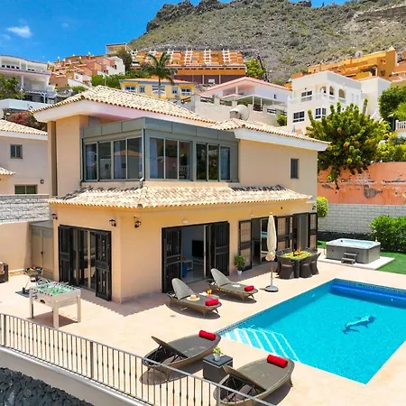 Villa TORVISCAS SUNSET VILLA&Jacuzzi