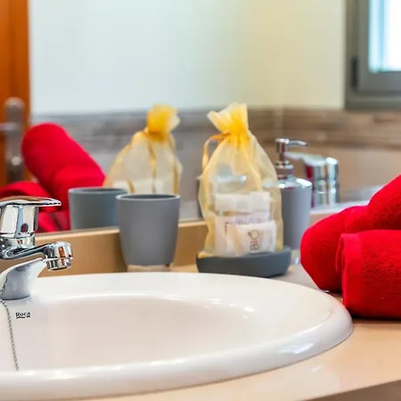 Torviscas Sunset Villa 4 Rooms With Air-Conditioning & Private Jacuzzi Willa