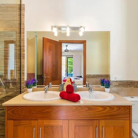 Torviscas Sunset Villa 4 Rooms With Air-Conditioning & Private Jacuzzi *