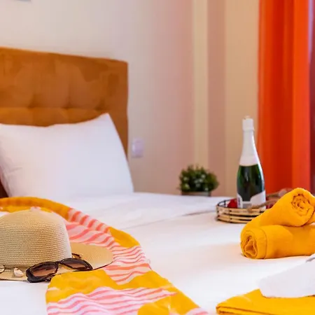 Willa Torviscas Sunset Villa 4 Rooms With Air-Conditioning & Private Jacuzzi