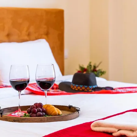 Torviscas Sunset Villa 4 Rooms With Air-Conditioning & Private Jacuzzi Villa