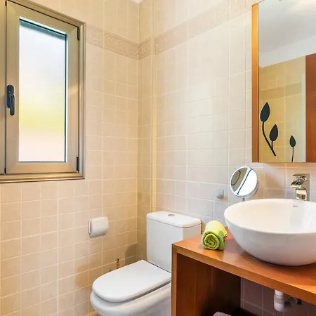 Torviscas Sunset Villa 4 Rooms With Air-Conditioning & Private Jacuzzi