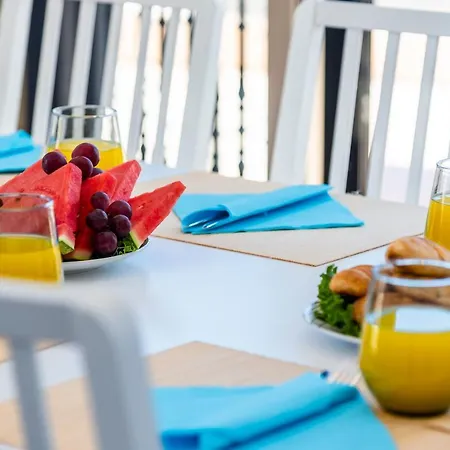 Torviscas Sunset Villa 4 Rooms With Air-Conditioning & Private Jacuzzi Villa